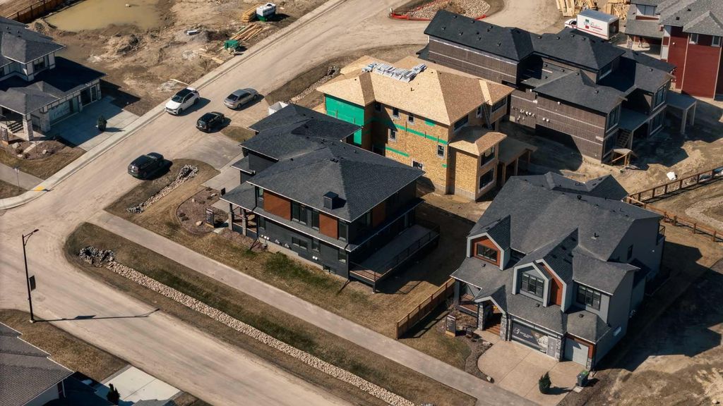 Photo of 147 Siltstone Place, Balzac, AB T4B 5T6 (MLS # A2304881)