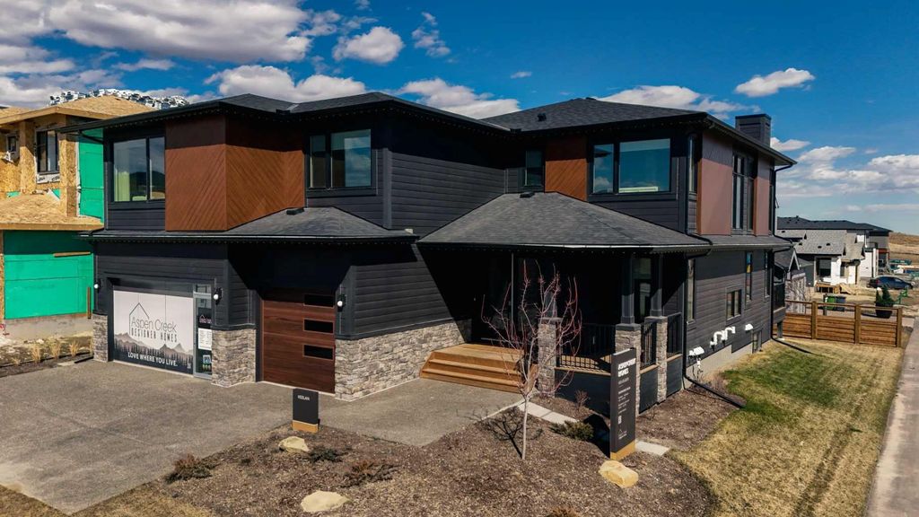 Photo of 147 Siltstone Place, Balzac, AB T4B 5T6 (MLS # A2304881)