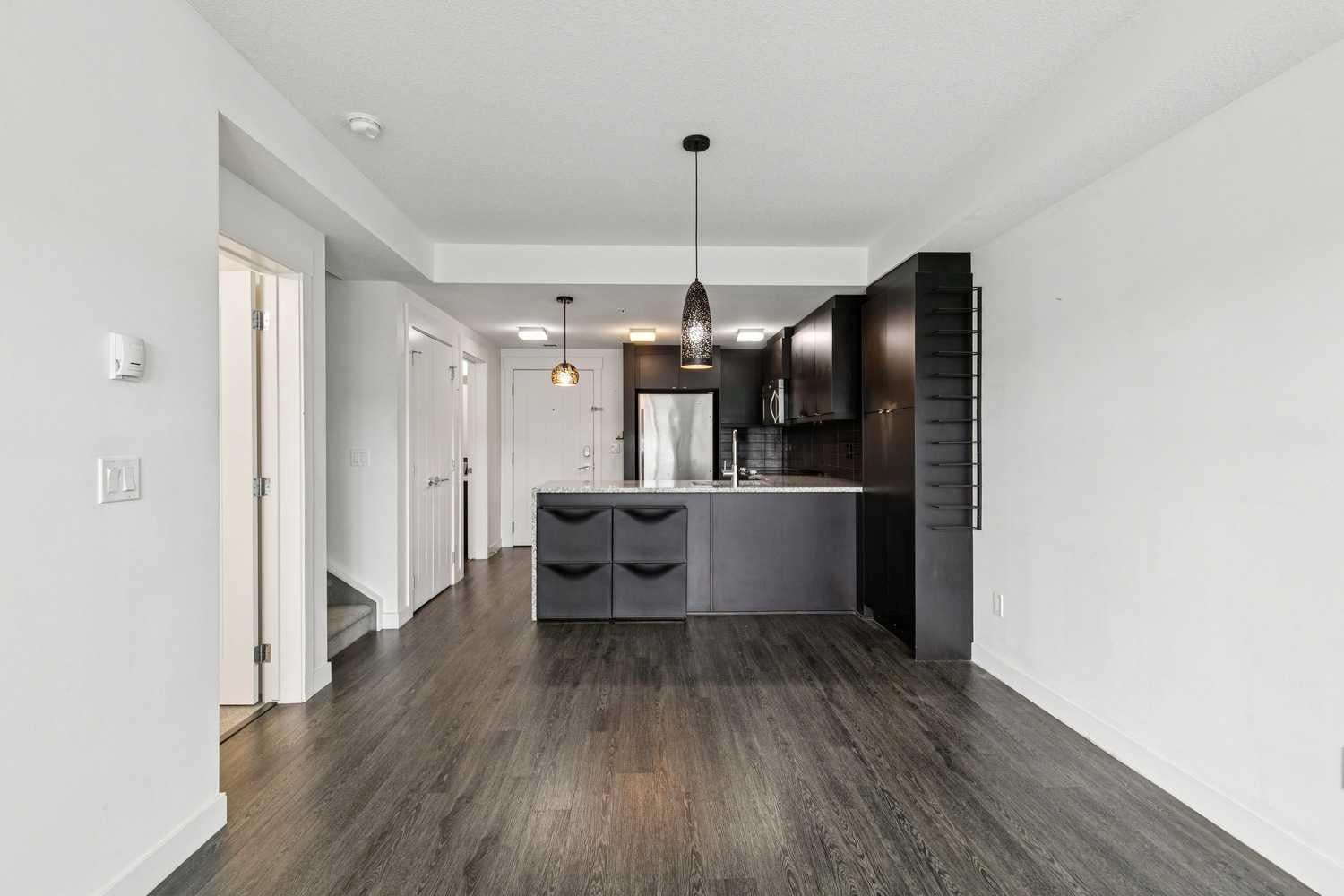 15 Aspenmont Heights SW 225