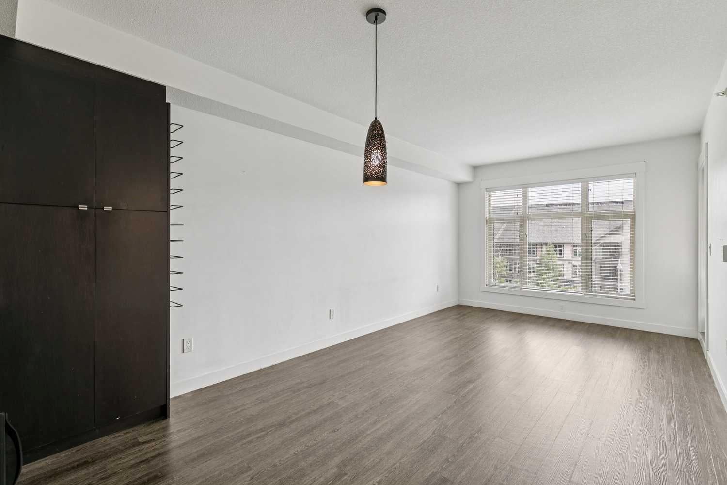 15 Aspenmont Heights SW 225