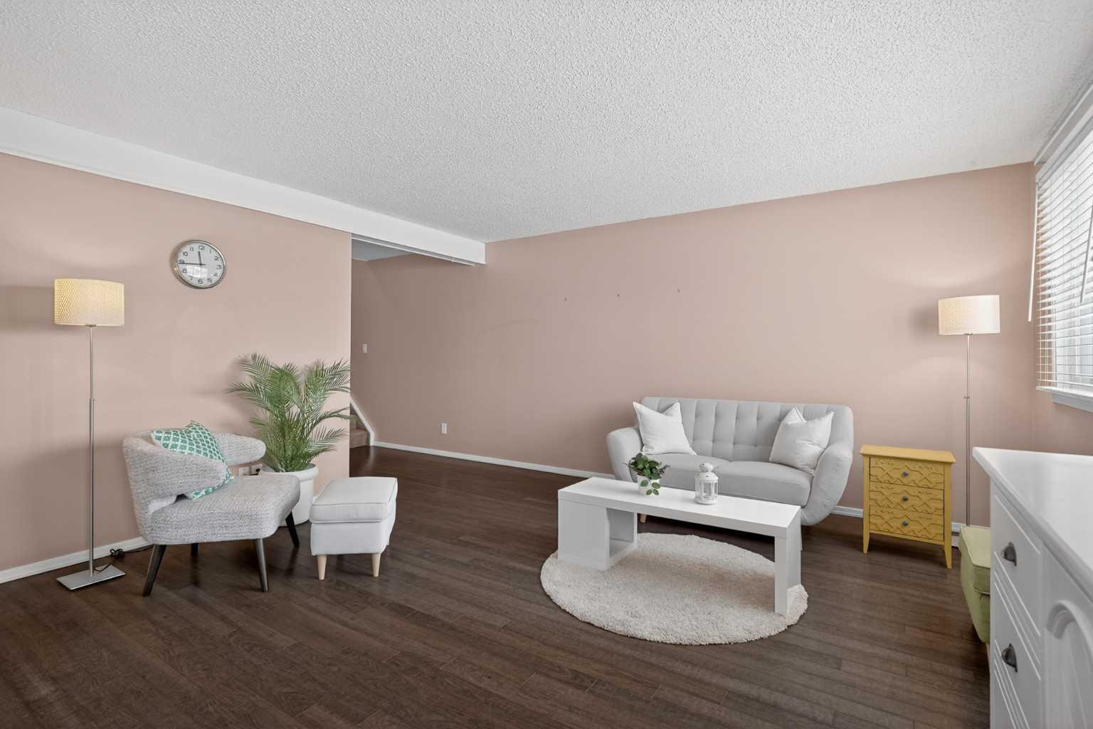 10304 Braeside Drive SW