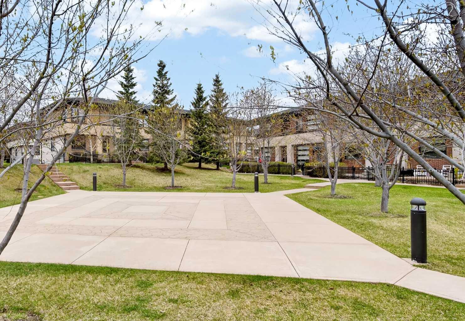 208 Aspen Hills Villas SW