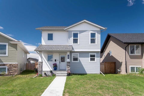 Photo of 30 Cascade Street, Blackfalds, AB T4M 0A8 (MLS # A2328934)
