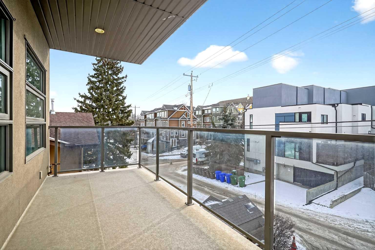 1707 27 Avenue SW 204