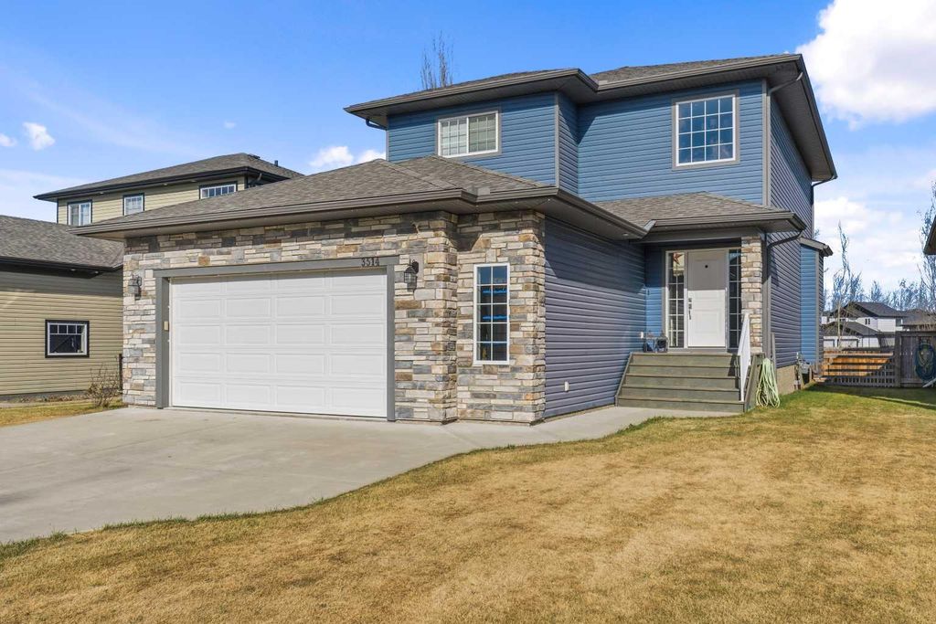 Photo of 3514 55 Avenue, Whitecourt, AB T7S 0C1 (MLS # A2309235)