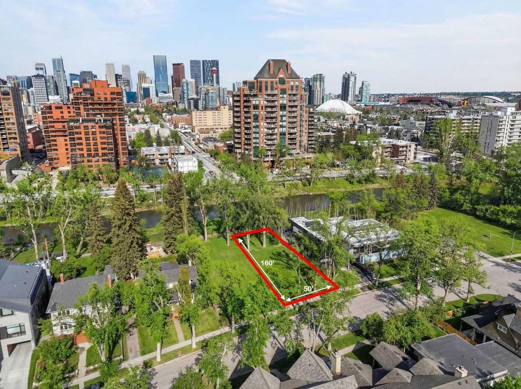 Photo of 310 Roxboro Road SW, Calgary, AB T2S 0R3 (MLS # A2293932)