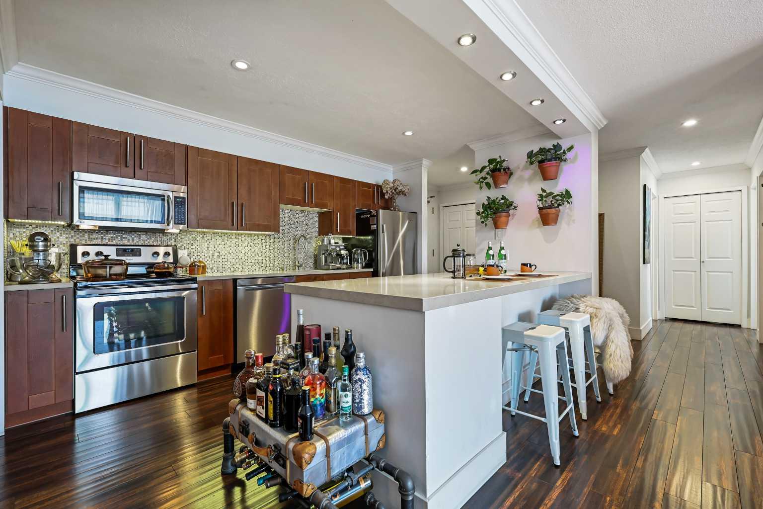 133 25 Avenue SW 7E