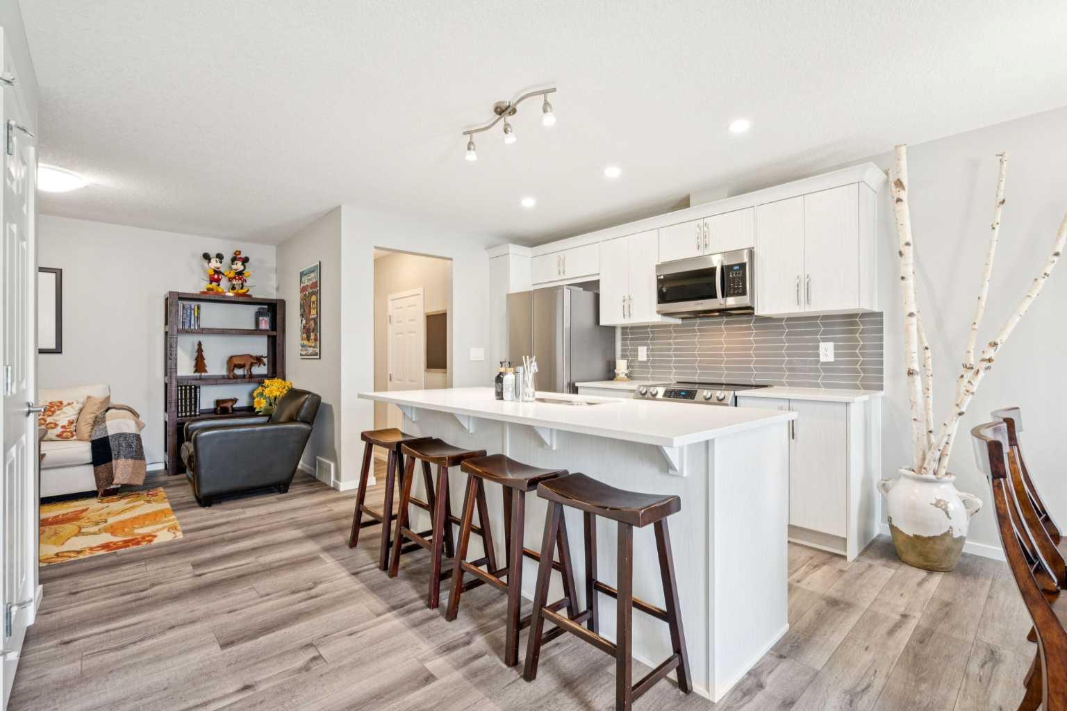 125 Yorkville Avenue SW