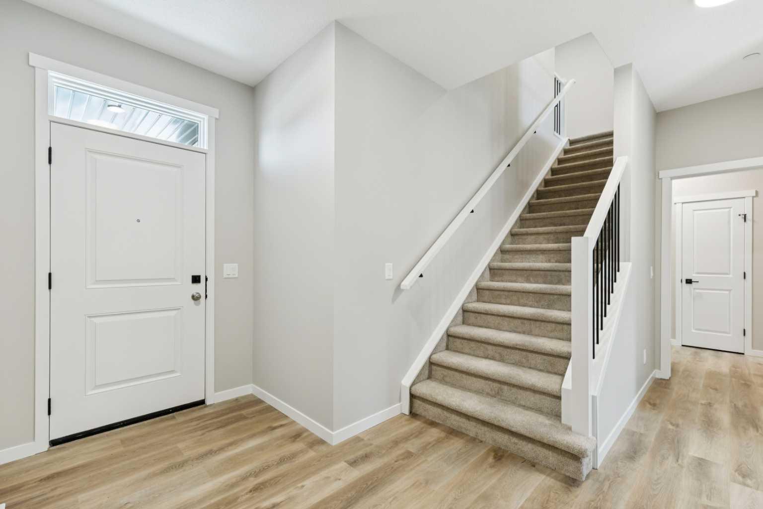 302 Hotchkiss Common SE