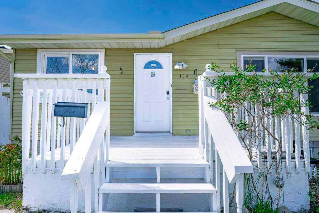159 Castlebrook Drive NE
