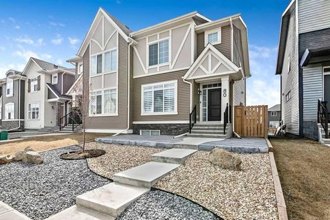80 Wolf Gate Okotoks AB T1S 5T9
