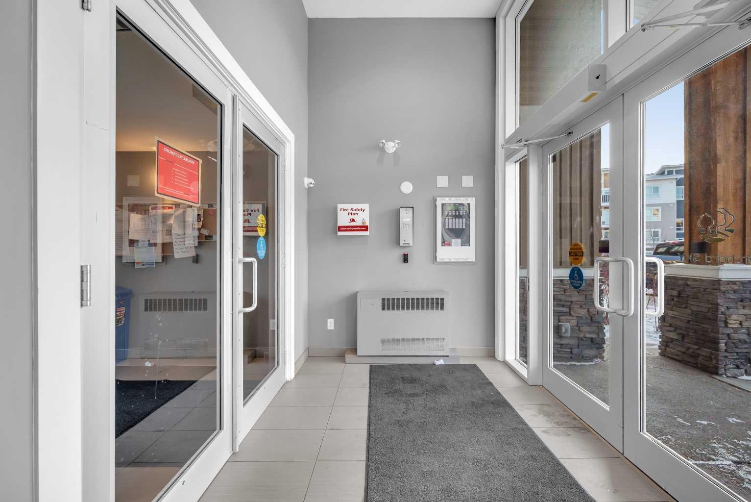 302 Skyview Ranch Drive NE 7206