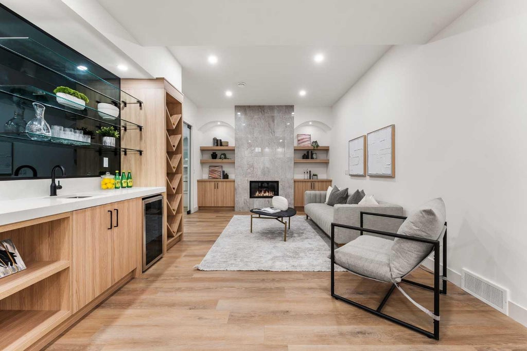 Photo of 407 Patterson Boulevard SW, Calgary, AB T3H 3N6 (MLS # A2340908)