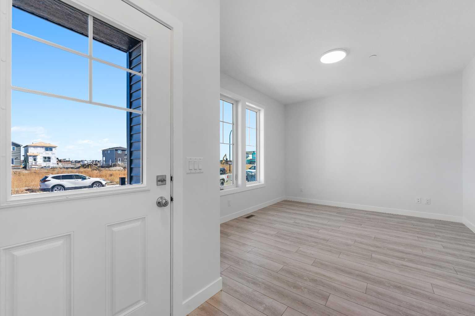 477 Hotchkiss Drive SE