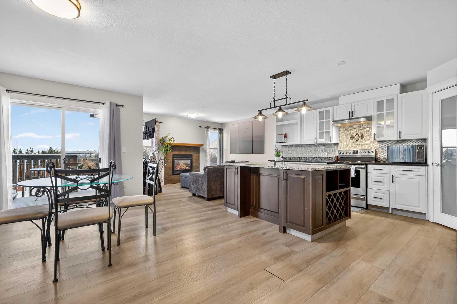 728 Carriage Lane Drive