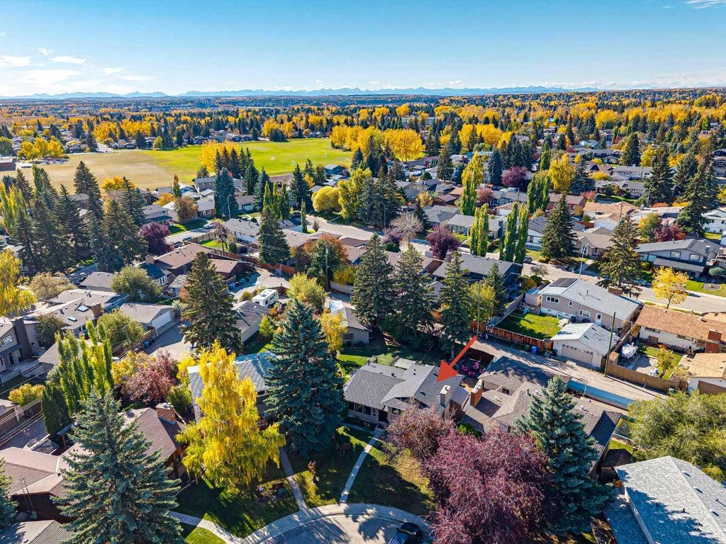 Photo of 43 Lake Sundance Place SE, Calgary, AB T2J 2S9 (MLS # A2350637)