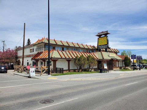 4402 17 Avenue SE Calgary AB T2A 0T6