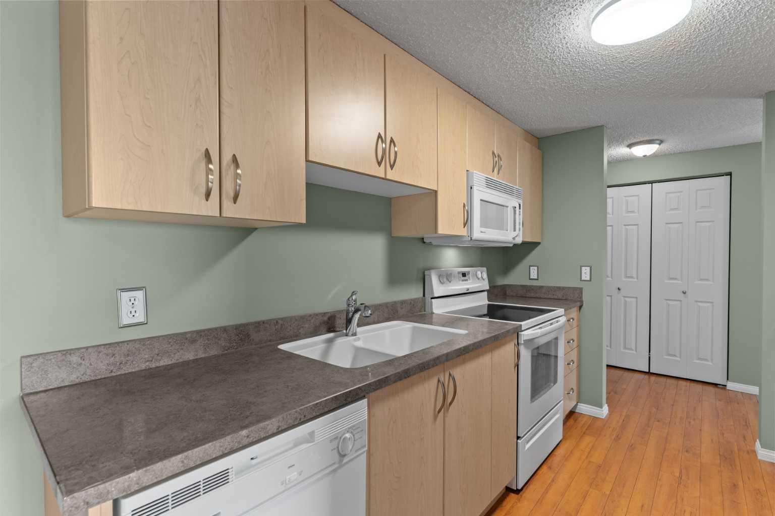 280 Banister Drive 207