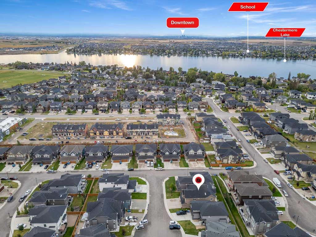 Photo of 205 Kinniburgh Cove, Chestermere, AB T1X 0Y6 (MLS # A2306295)