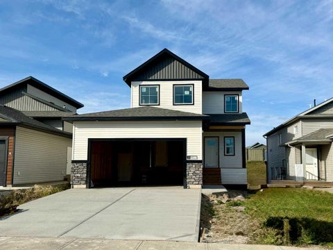 Photo of 10518 131 Avenue, Grande Prairie, AB T8V 6V2 (MLS # A2307065)