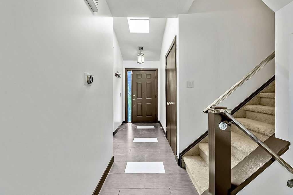 200 Bernard Drive NW