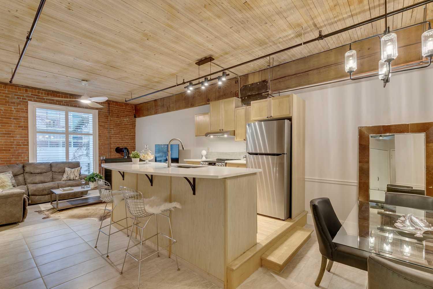 535 10 Avenue SW 204