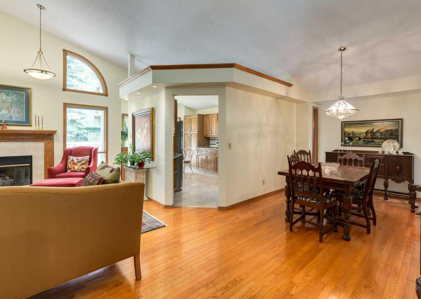 206 Hawkside Mews NW
