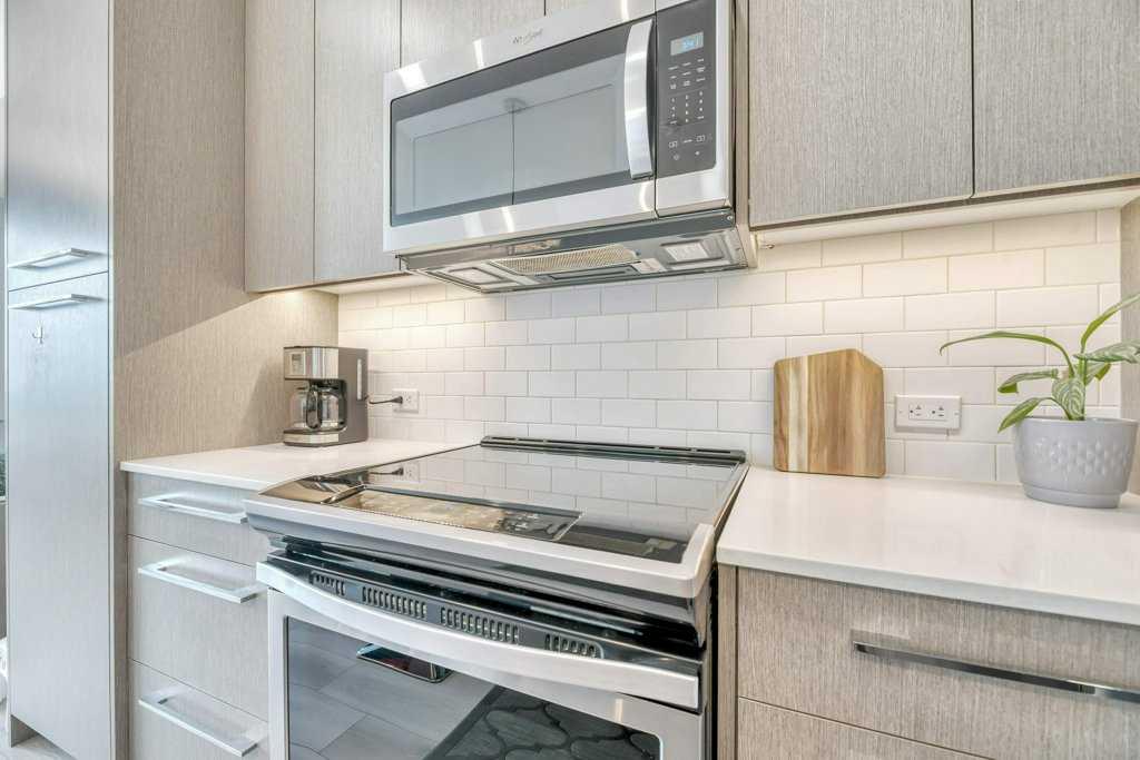 76 Cornerstone Passage NE 1321