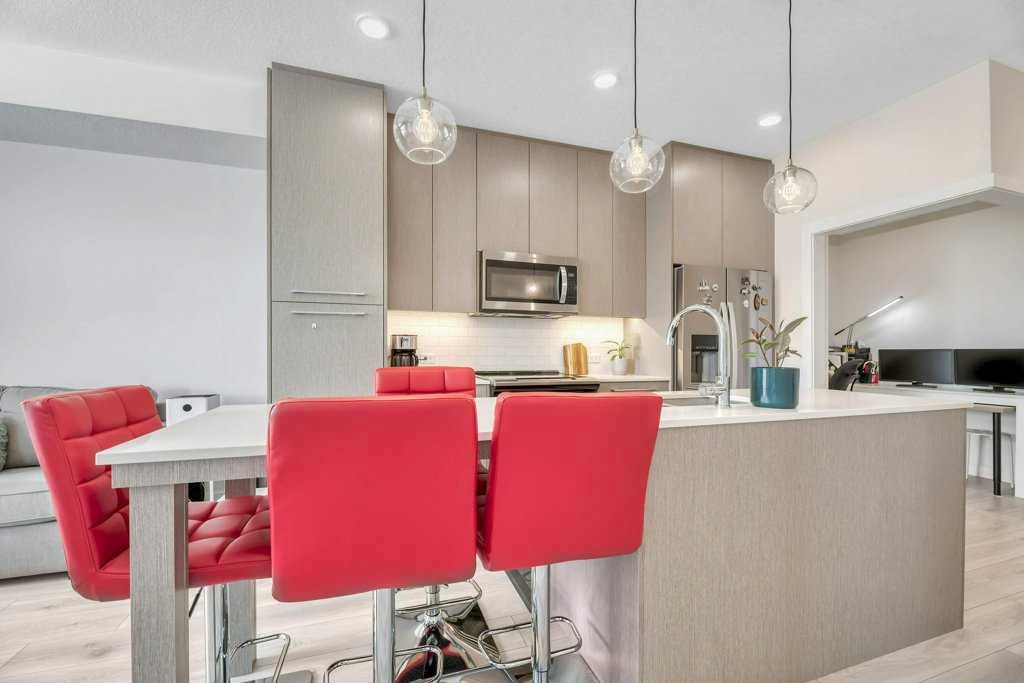 76 Cornerstone Passage NE 1321