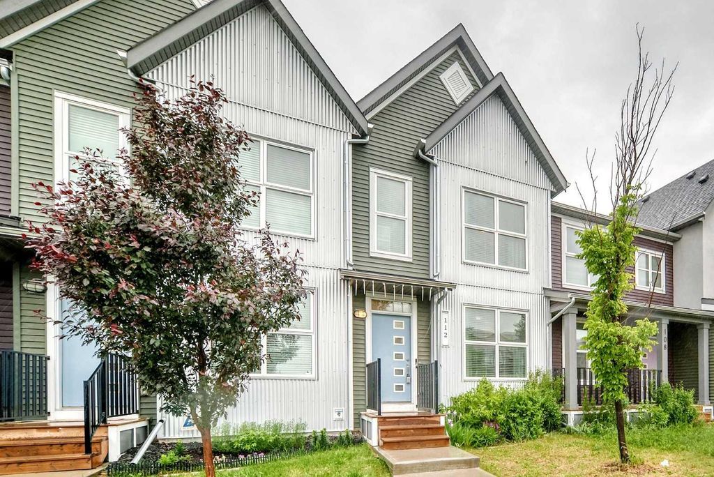 Photo of 112 Carrington Boulevard NW, Calgary, AB T3P 1K8 (MLS # A2325340)