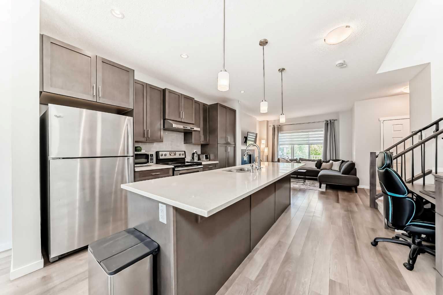 151 Copperpond Rise SE