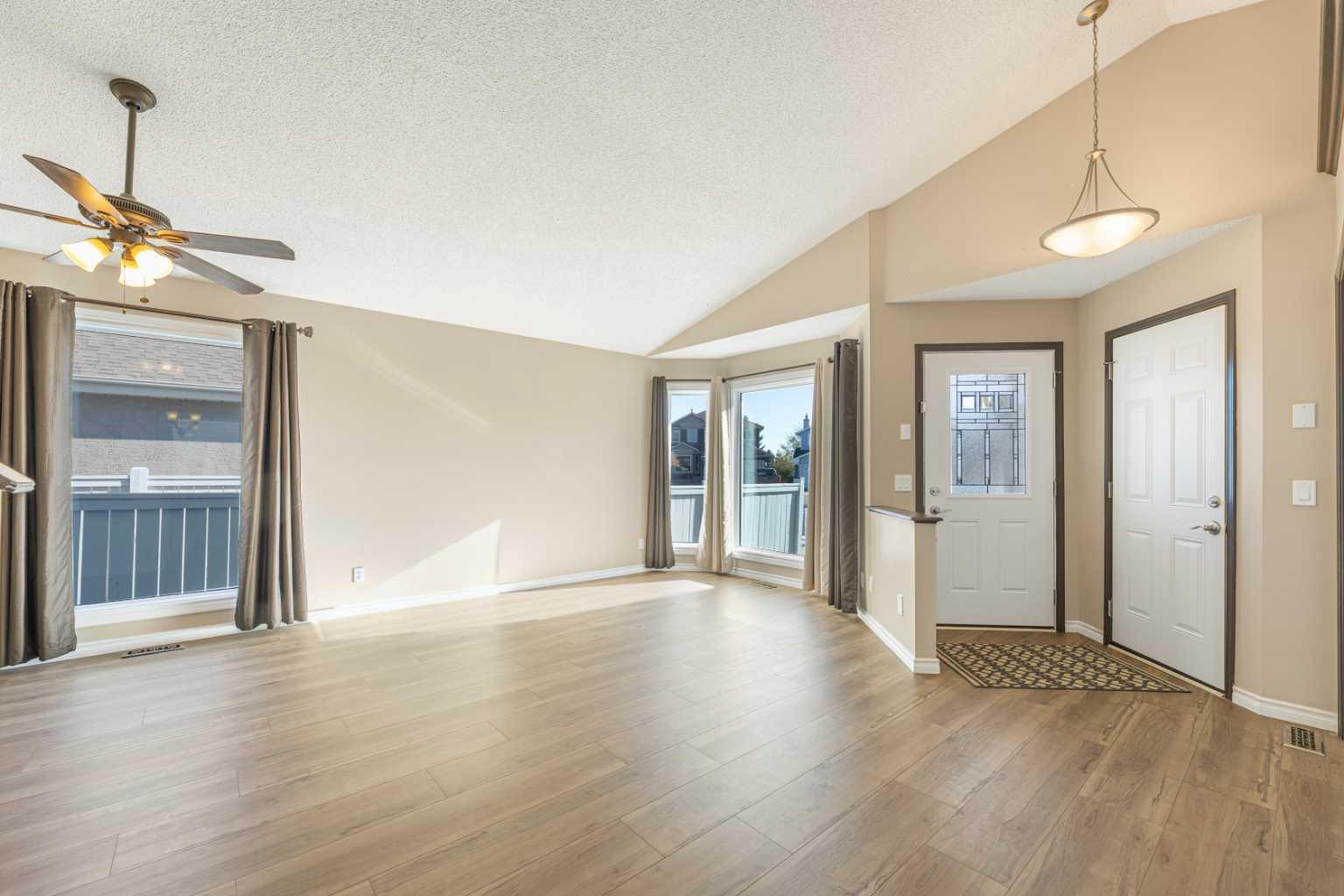 215 Hidden Vale Place NW