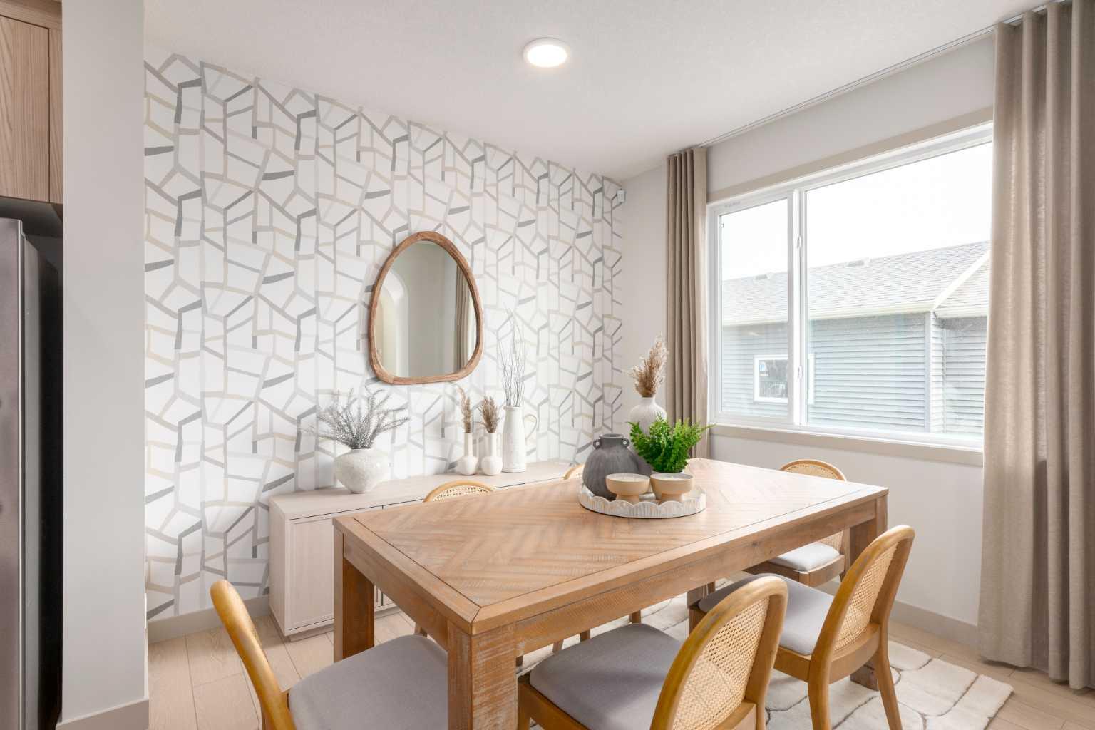 605 Savanna Drive NE