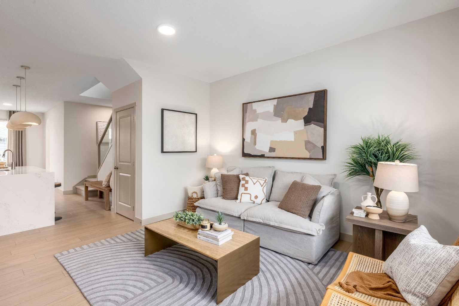 605 Savanna Drive NE