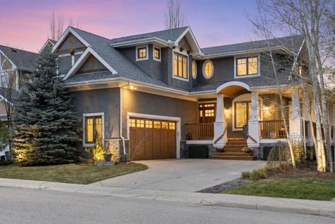 Photo of 7 Discovery Ridge Cove SW, Calgary, AB T2H 4Y1 (MLS # A2314898)