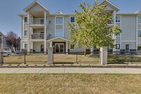 Photo of 7301 Valleyview Park SE #301, Calgary, AB T2B 3R6 (MLS # A2303949)