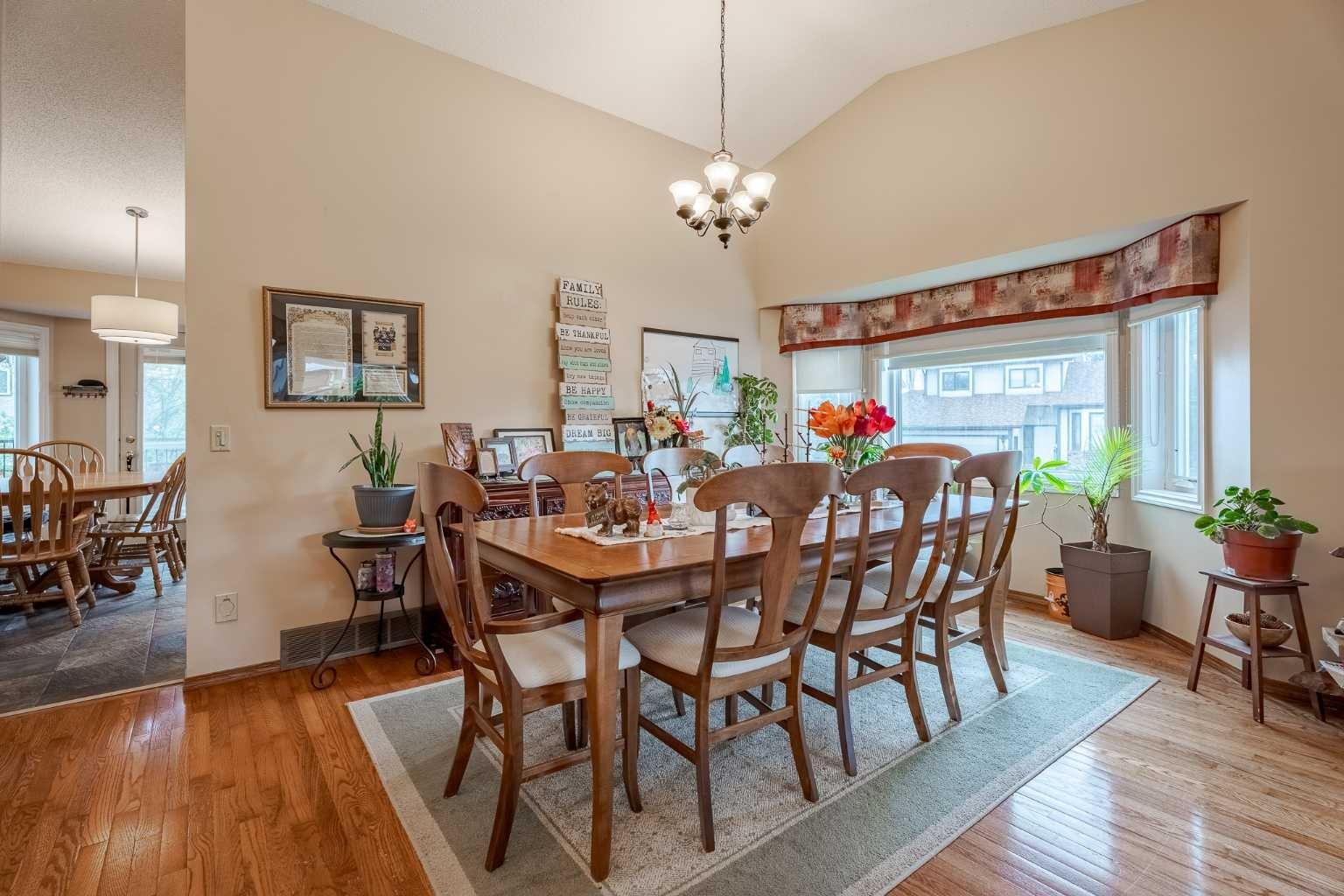 179 Scenic Hill Close NW