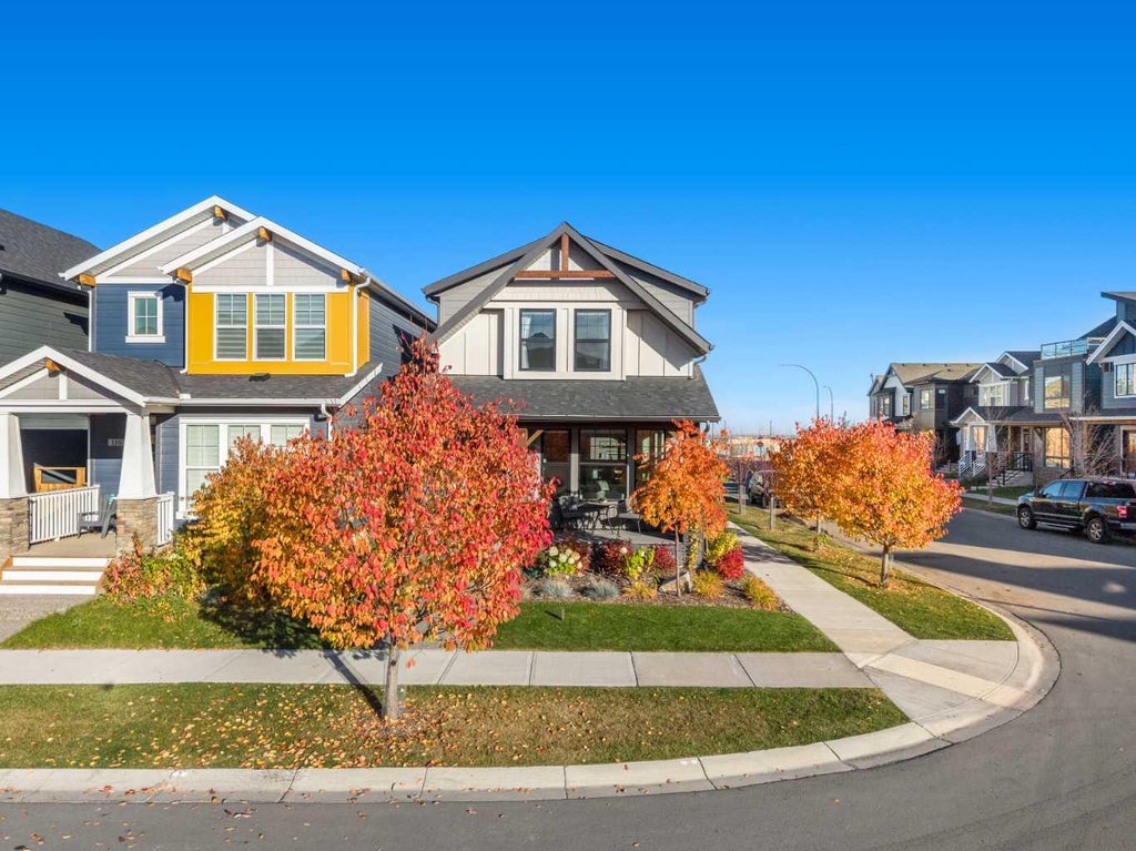 Photo of 120 Treeline Manor SW, Calgary, AB T2Y 0R7 (MLS # A2350456)
