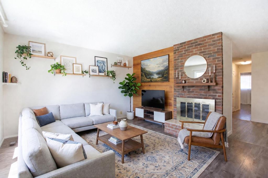 Photo of 1144 Berkley Drive NW, Calgary, AB T3K 1E4 (MLS # A2305560)