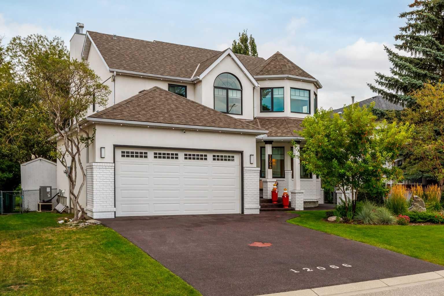 12066 Diamond View SE