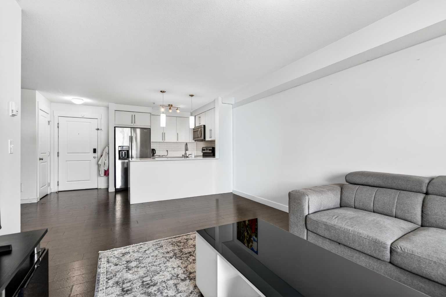 302 Skyview Ranch Drive NE 2303