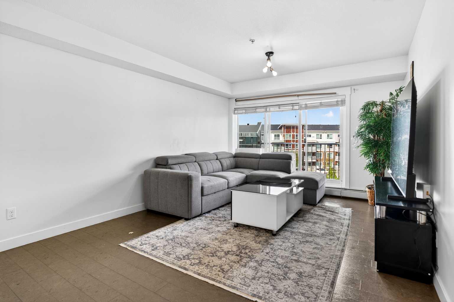302 Skyview Ranch Drive NE 2303