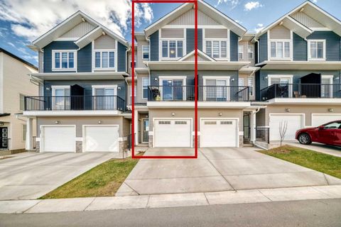 Photo of 1409 Sage Hill Grove NW, Calgary, AB T3R 2A1 (MLS # A2269271)