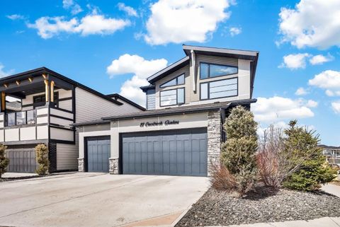 Photo of 11 Cranbrook Gardens SE, Calgary, AB T3M 2X5 (MLS # A2307023)
