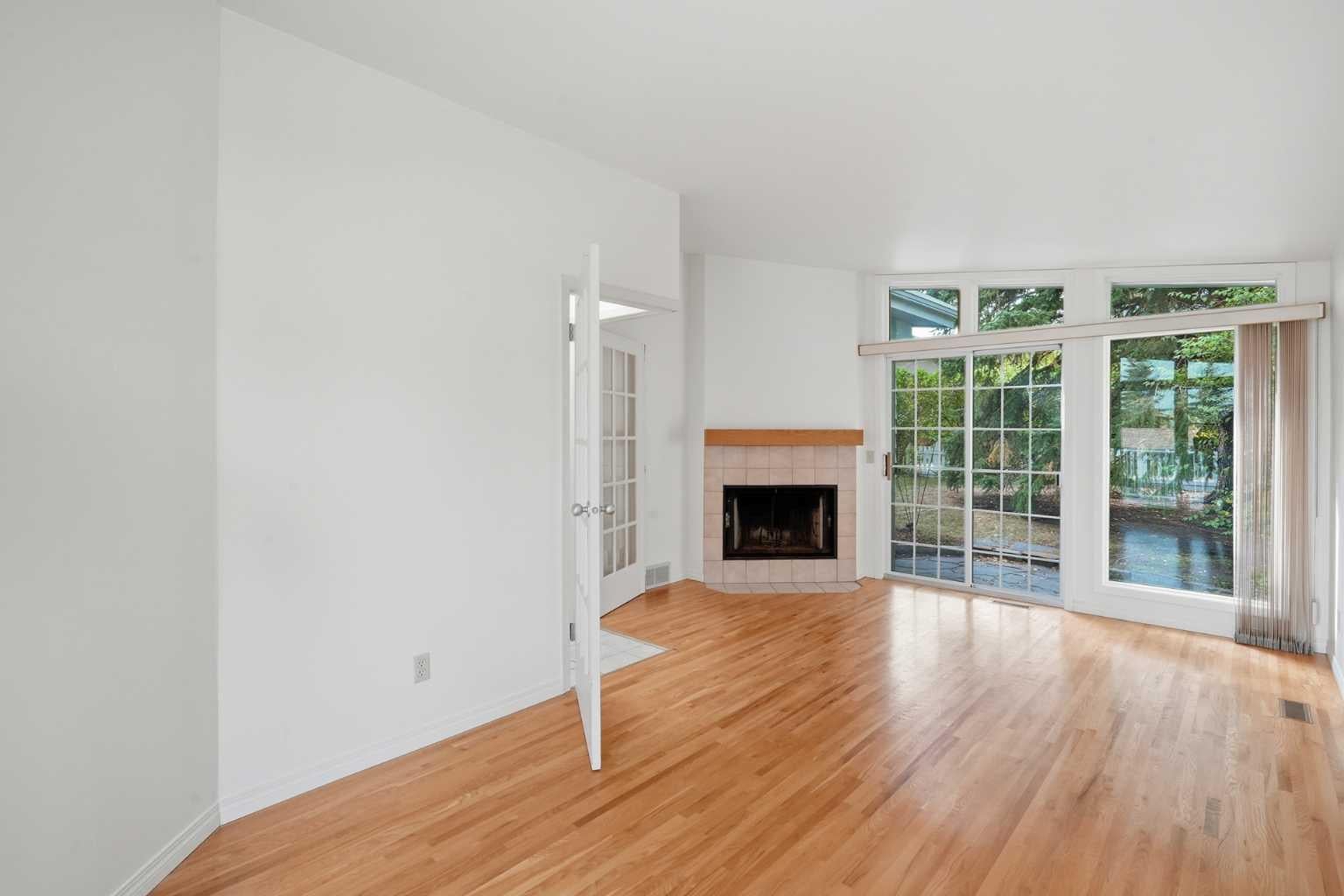 35 Cornwallis Drive NW
