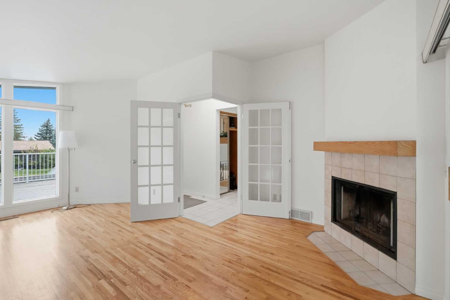 35 Cornwallis Drive NW