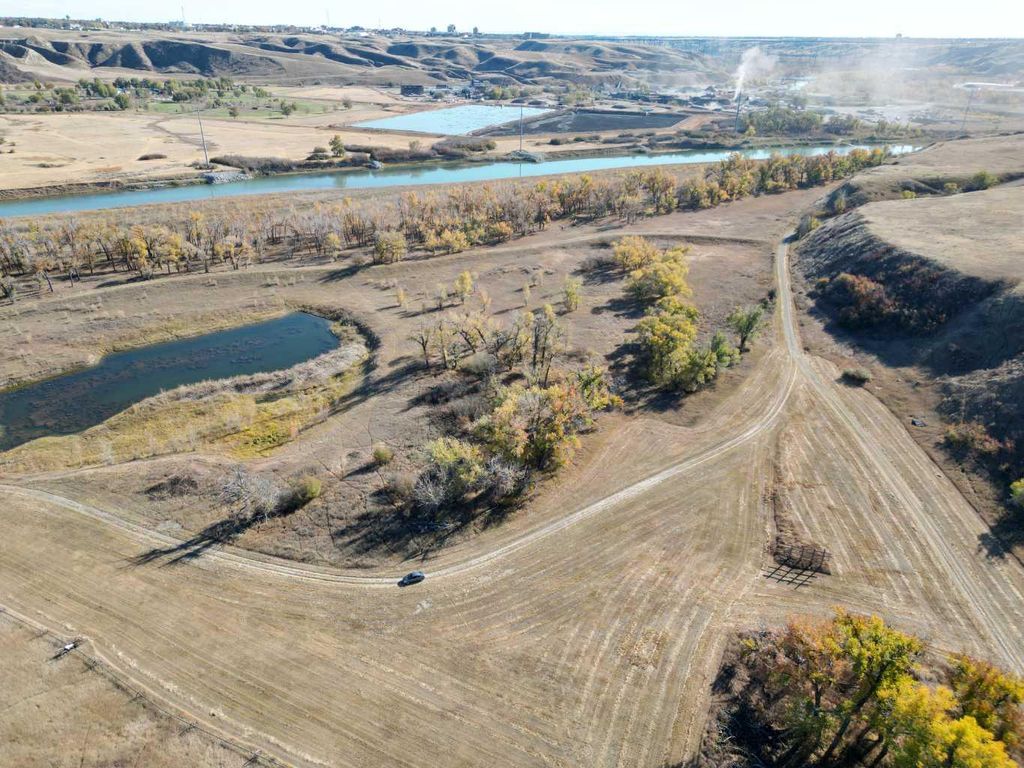 Photo of 221036 TWP RD 9-1A Township, Rural Lethbridge County, AB T0K 0T0 (MLS # A2265115)