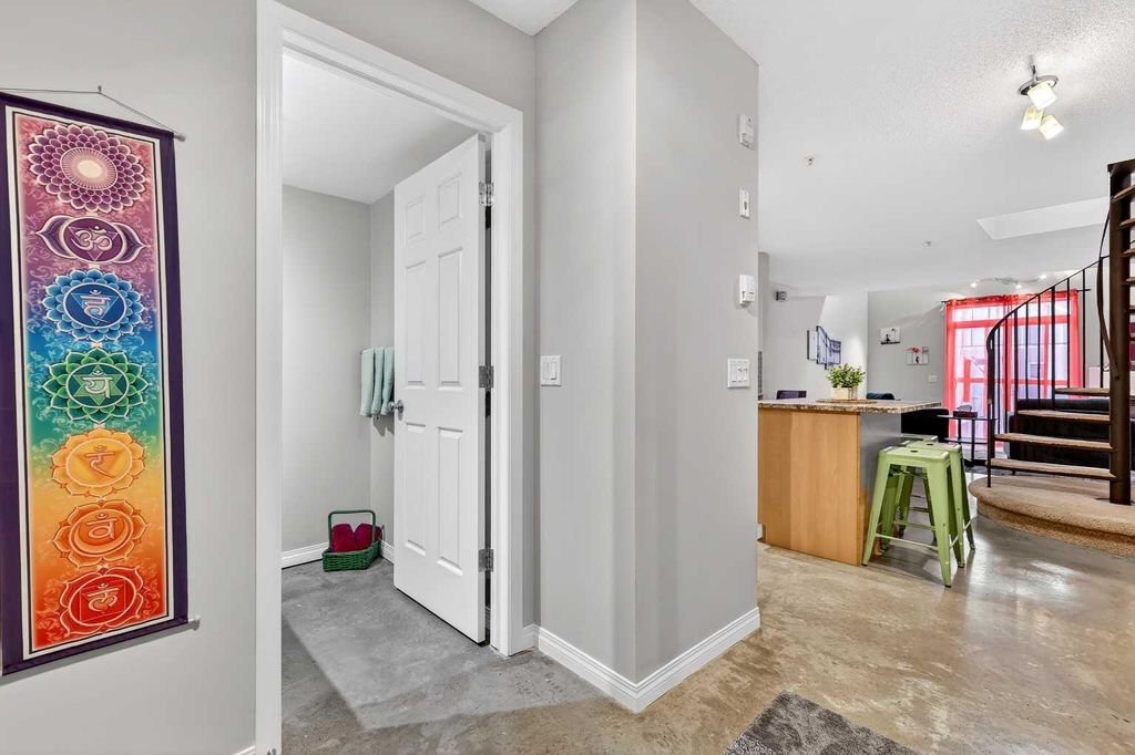 Photo of 1808 36 Avenue SW #324, Calgary, AB T2T 6J2 (MLS # A2325798)