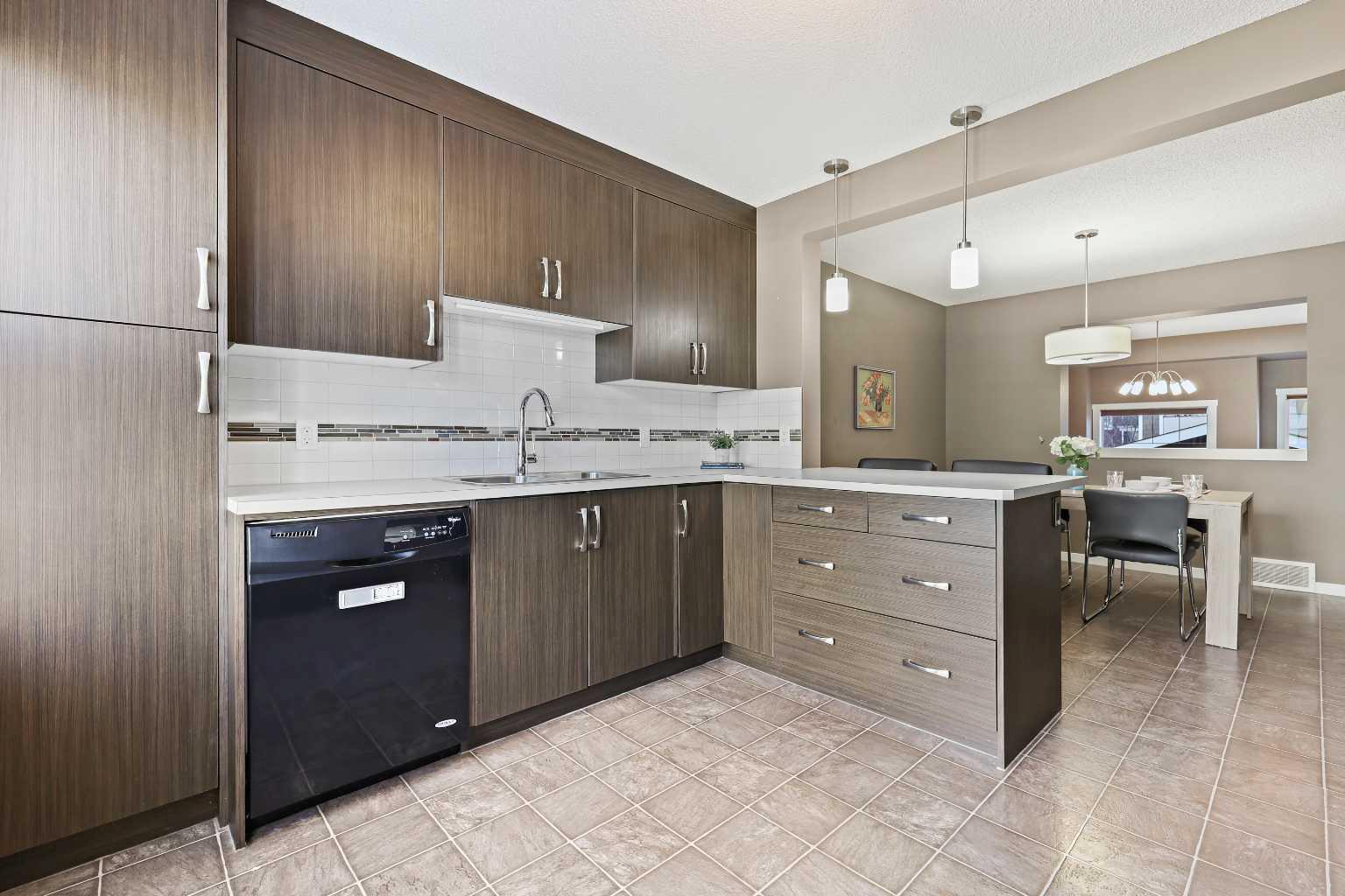 313 Auburn Bay Circle SE