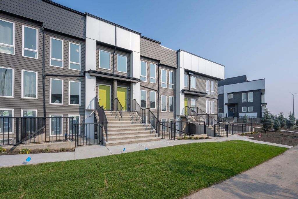 Photo of 412 Seton Circle SE, Calgary, AB T3M 3H1 (MLS # A2291664)